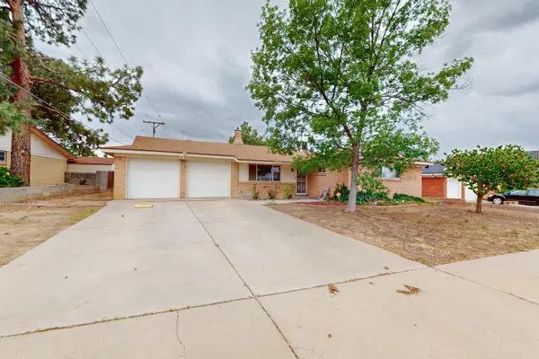 8506 Las Camas Road Ne, Albuquerque, NM 87111