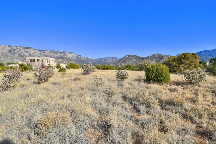 13705 Quaking Aspen Place Ne, Albuquerque, NM 87111 - #2