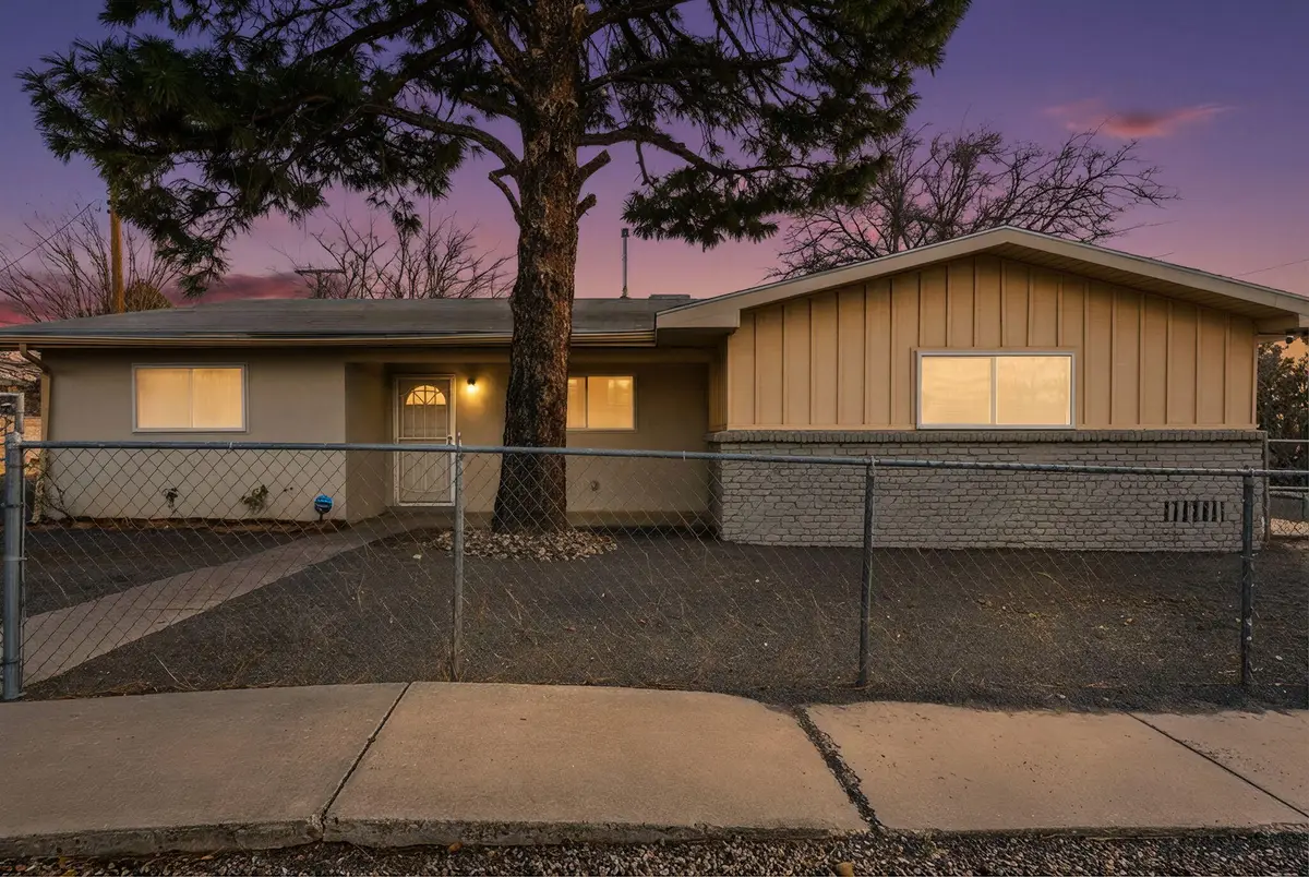 13000 Lomas Verdes Avenue Ne, Albuquerque, NM 87123 - Image #1