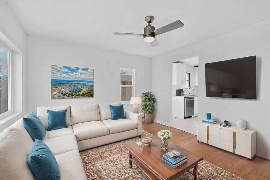 902 Headingly Avenue Nw, Albuquerque, NM 87107 - Image #2