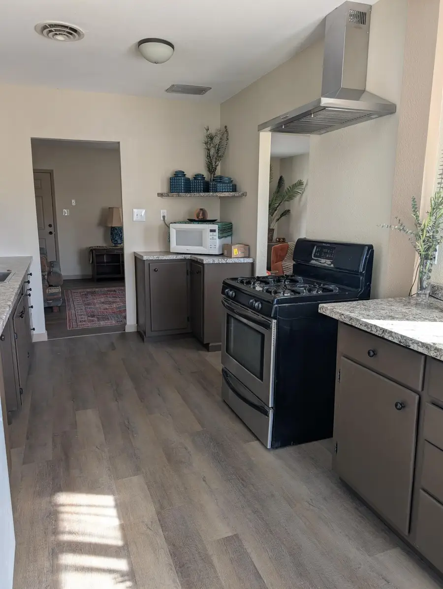 417 Charlie's Lane, Truth Or Consequences, NM 87901 - Image #2