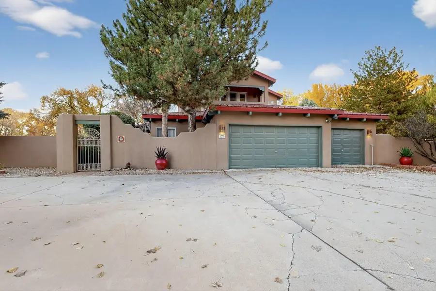 7431 Rio Grande Boulevard Nw, Los Ranchos De Albuquerque, NM 87107 - Image #2