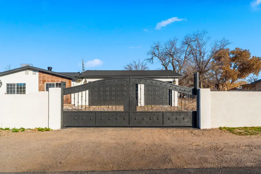 5726 Wood Road Sw, Albuquerque, NM 87105 - Image #3