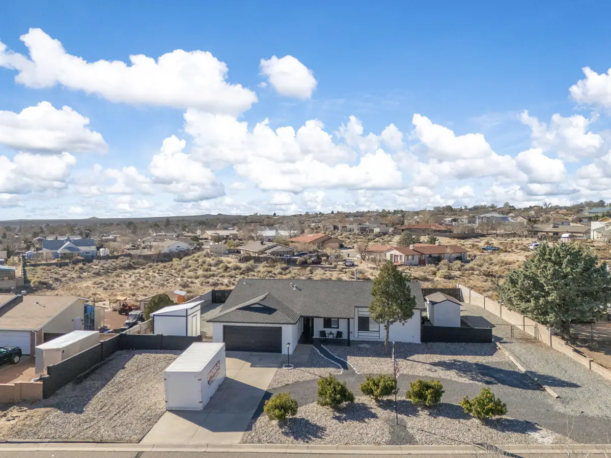 685 Baltic Avenue Se, Rio Rancho, NM 87124 - Image #1