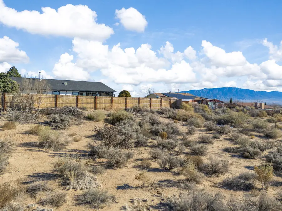 685 Baltic Avenue Se, Rio Rancho, NM 87124 - Image #3