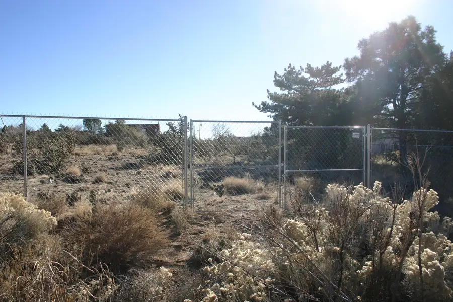 11208 Anaheim Avenue Ne, Albuquerque, NM 87122 - Image #2