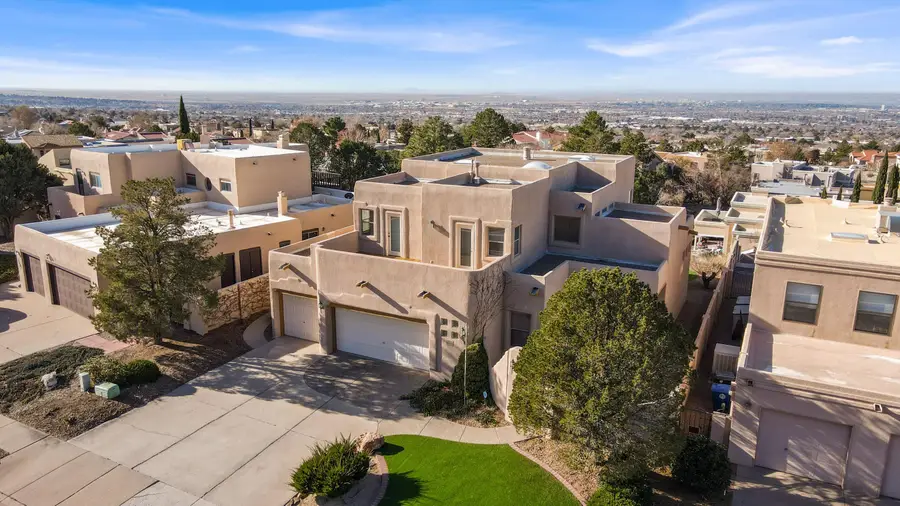 1605 Camino De La Sierra Ne, Albuquerque, NM 87112 - Image #3