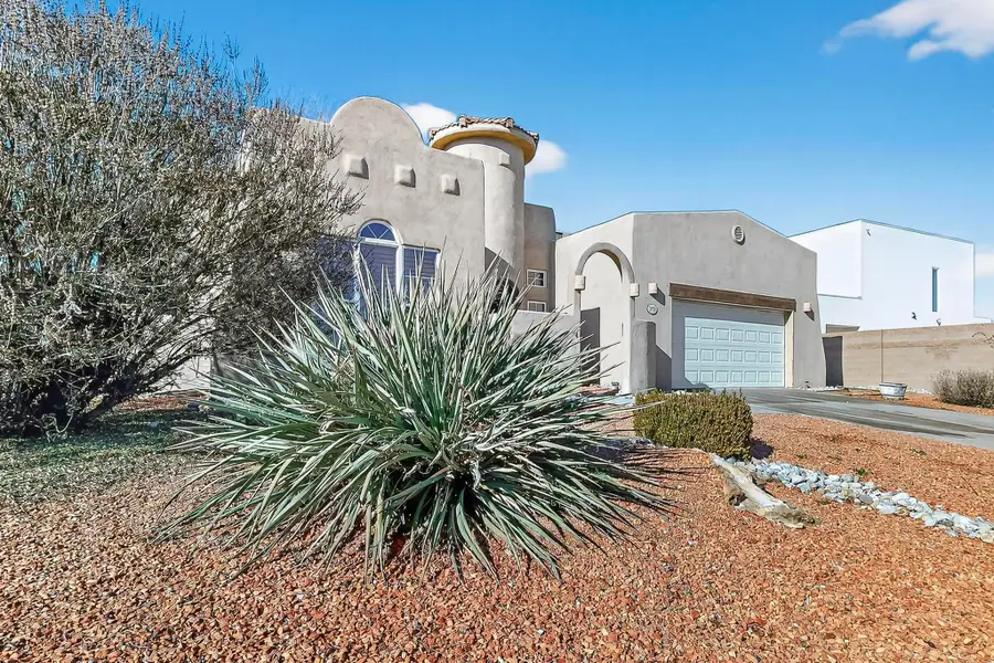 293 Dennis Drive Ne, Los Lunas, NM 87031 - Image #2