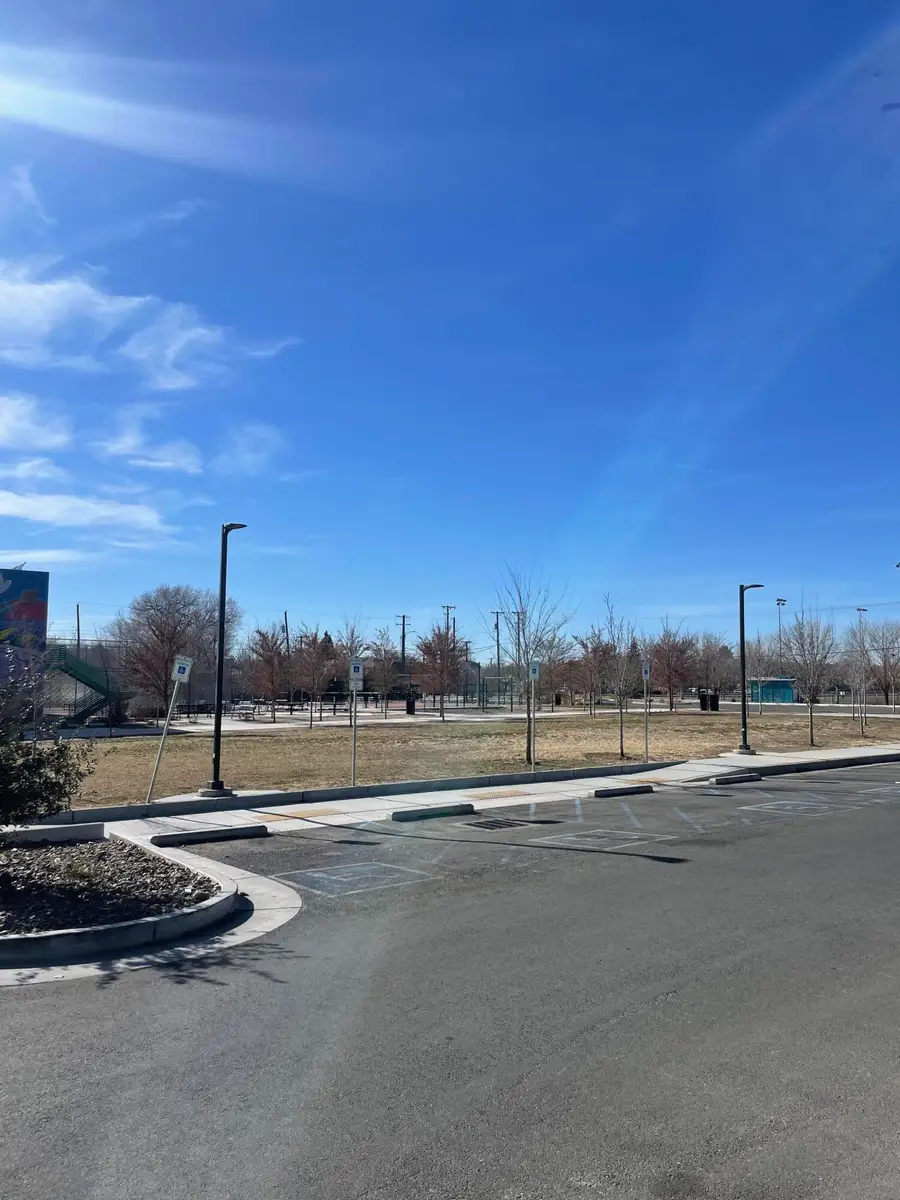 711 A 7th Street Sw, Albuquerque, NM 87102 - #3