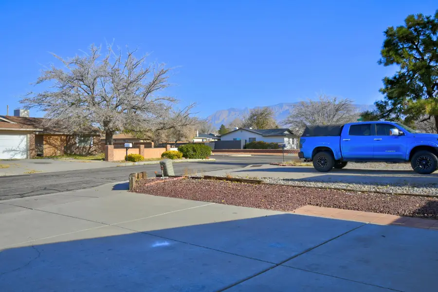6348 Avenida La Costa Ne, Albuquerque, NM 87109 - Image #2
