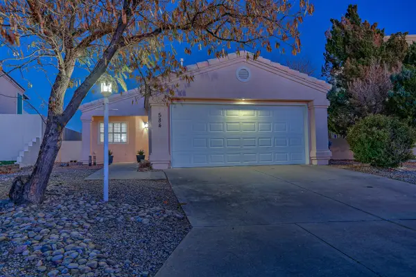 584 Superstition Drive Se, Rio Rancho, NM 87124