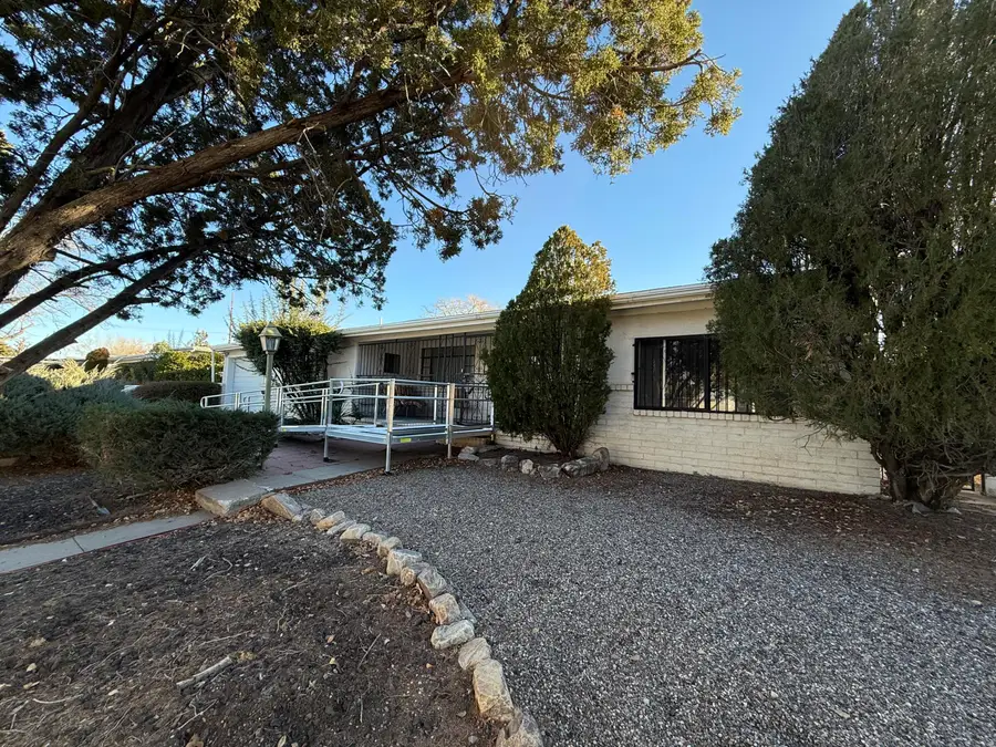 3316 Pershing Avenue Se, Albuquerque, NM 87106 - Image #2