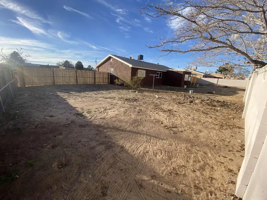 538 58th Street Nw, Albuquerque, NM 87105 - Image #2