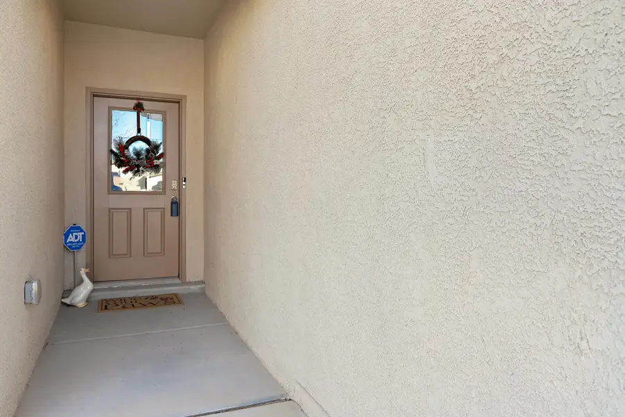 4142 Summit Park Road Ne, Rio Rancho, NM 87144 - Image #2