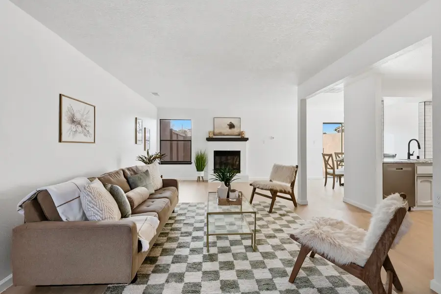 9016 Hendrix Road Ne, Albuquerque, NM 87111 - Image #2