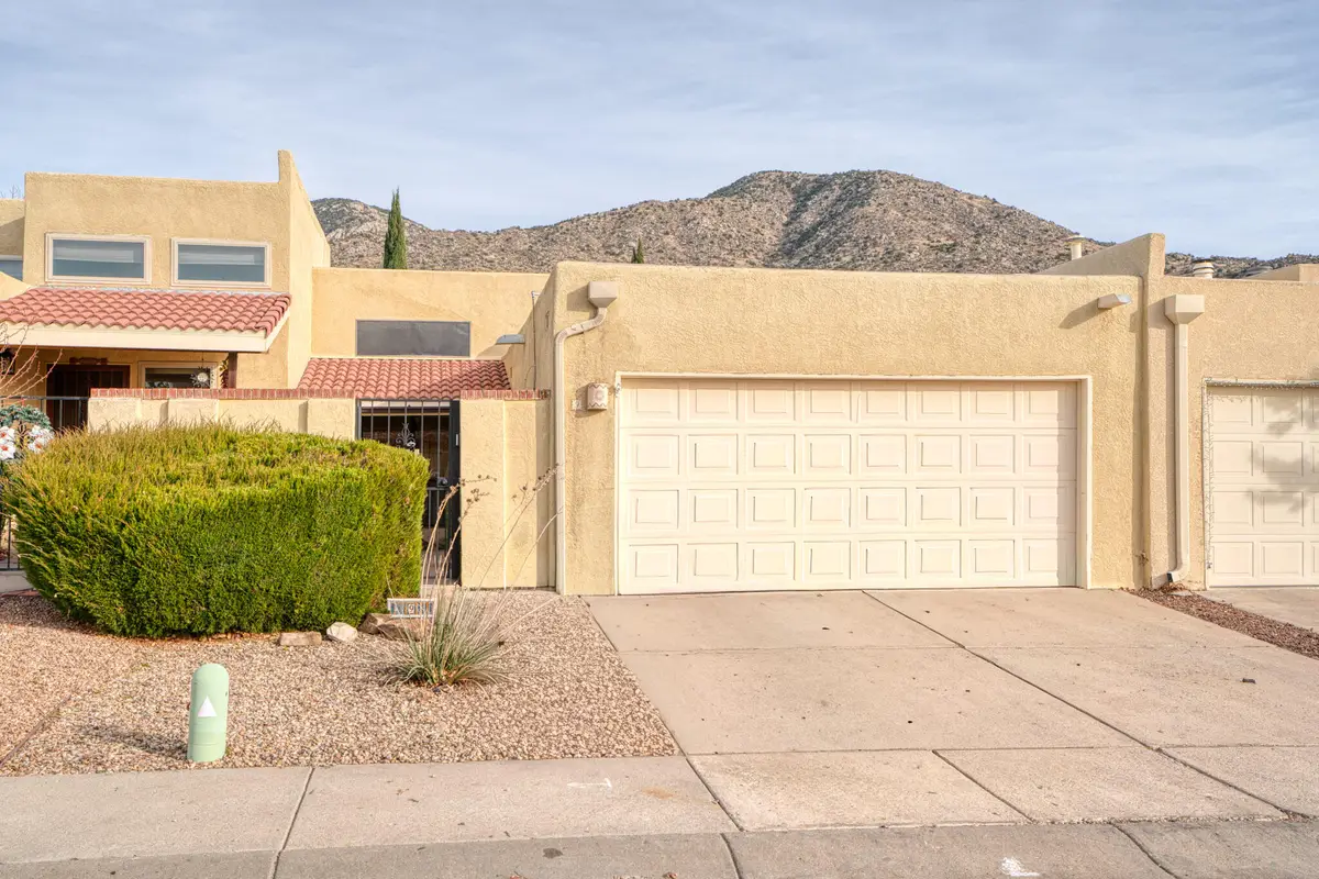 9 Pheasant Hill Drive Ne, Albuquerque, NM 87111 - Image #1