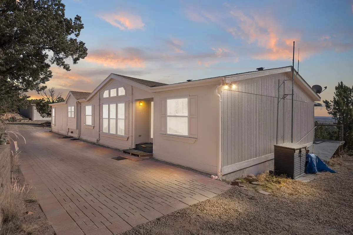32 Cedar Hill Lane, Moriarty, NM 87035 - Image #1