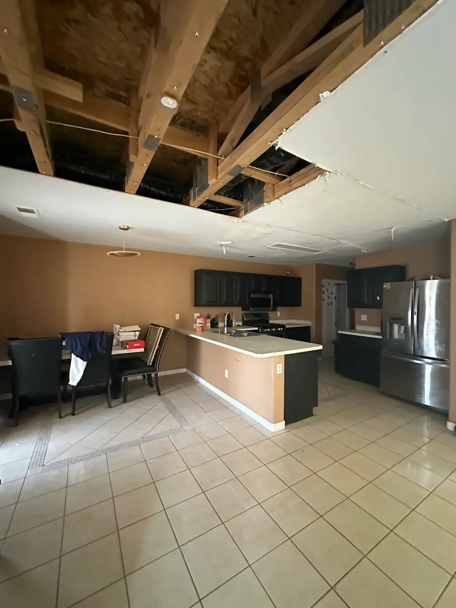 3401 Yellow Pine Lane Sw, Albuquerque, NM 87121 - Image #2