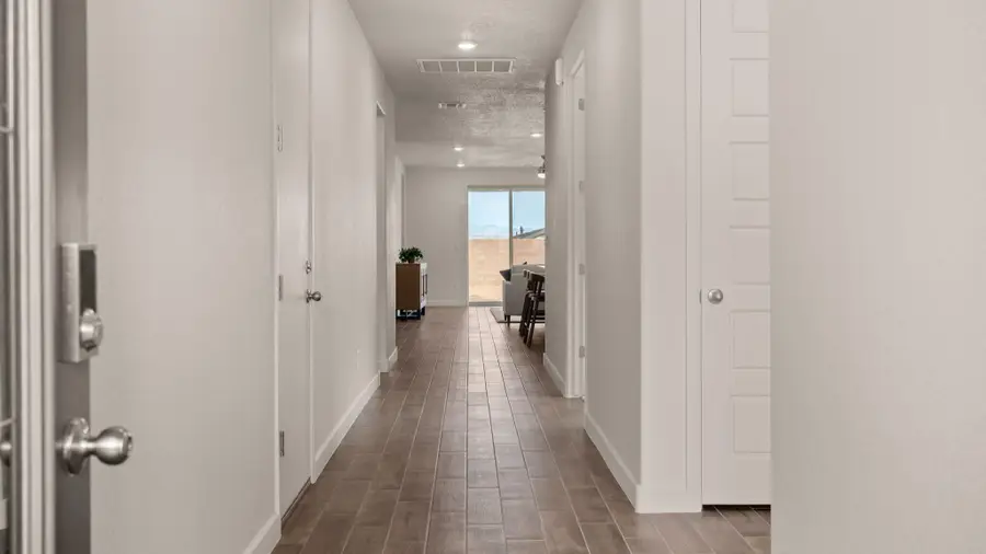 6731 Clayton Drive Ne, Rio Rancho, NM 87144 - Image #2