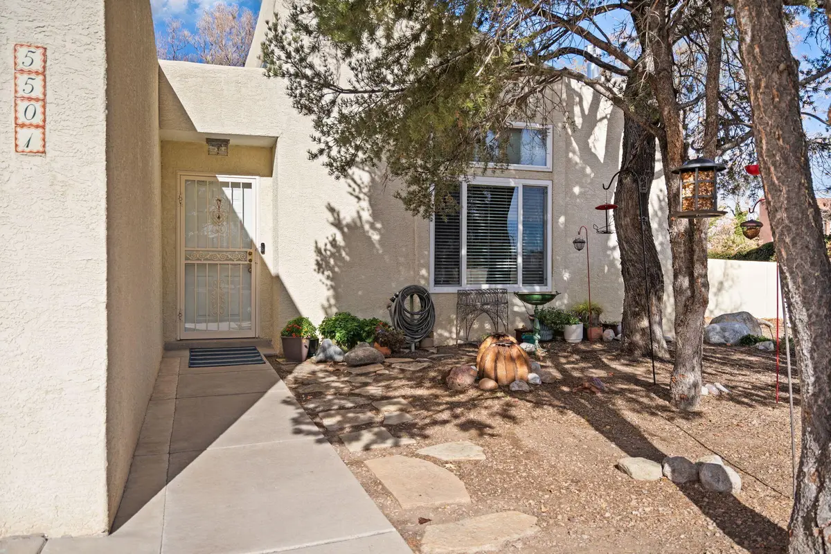 5501 Kachina Street Nw, Albuquerque, NM 87120 - Image #1