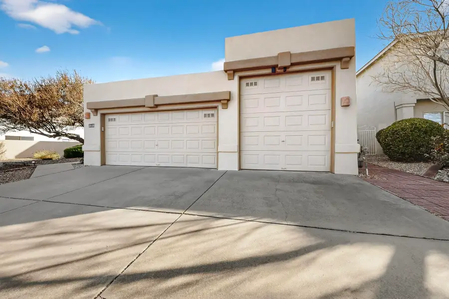 8420 N Sonoma Valley Road Ne, Albuquerque, NM 87122 - Image #3