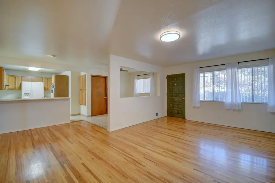 2729 Chama Street Ne, Albuquerque, NM 87110 - Image #3