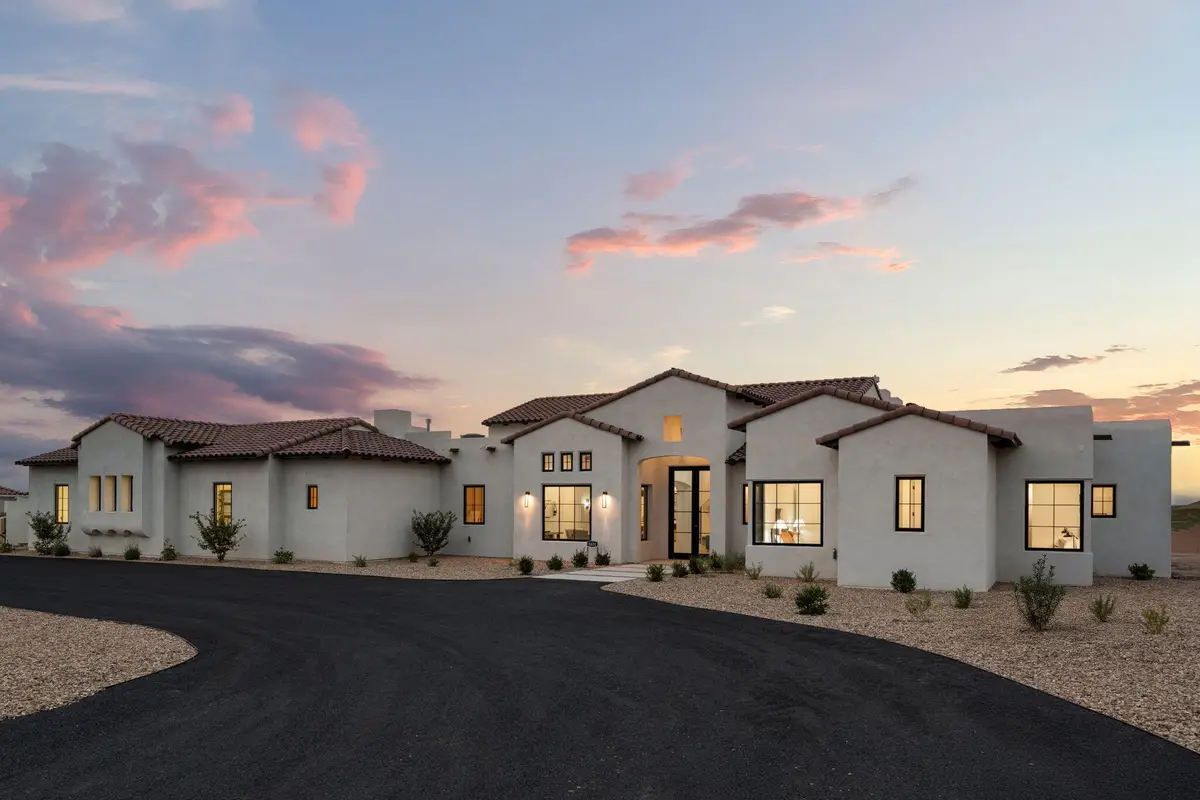 8601 Beverly Hills Avenue Ne, Albuquerque, NM 87122 - #1