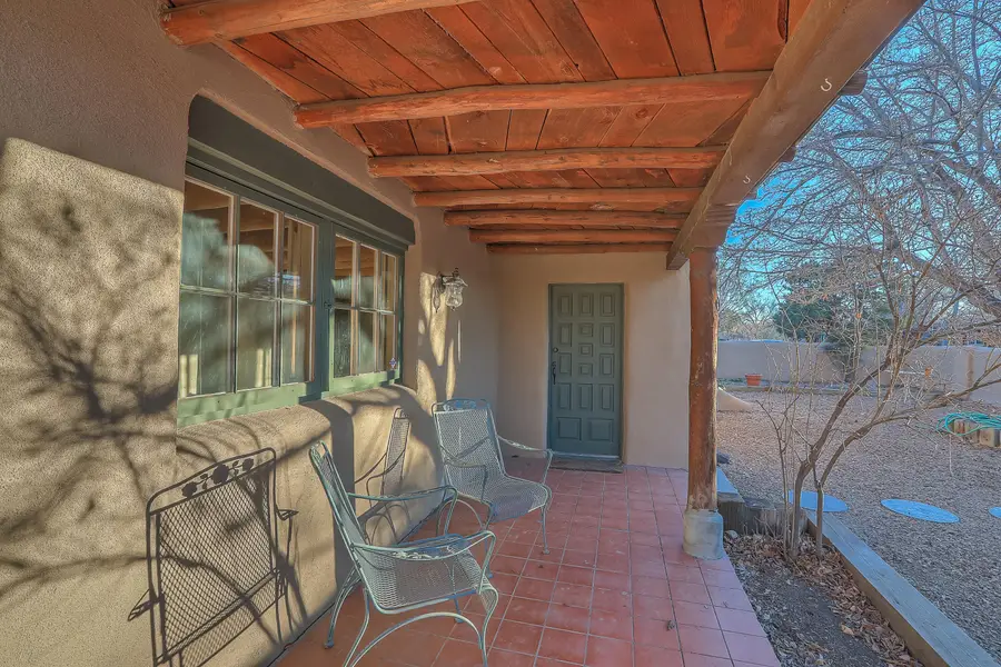 616 17th Street Nw, Albuquerque, NM 87104 - #3