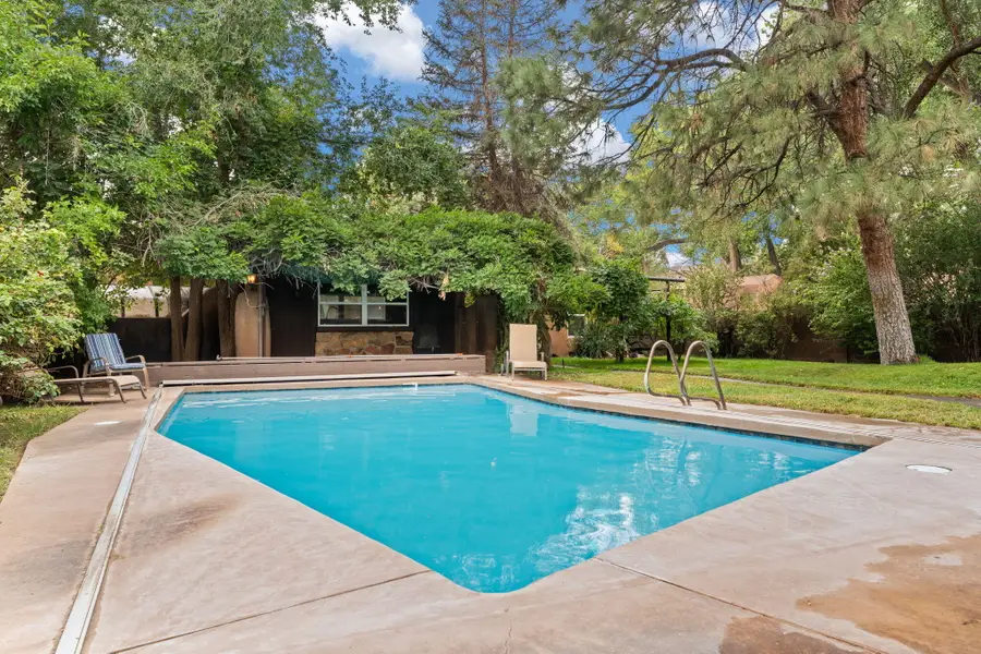 1504 N Lucyle Place Nw, Albuquerque, NM 87114 - #2