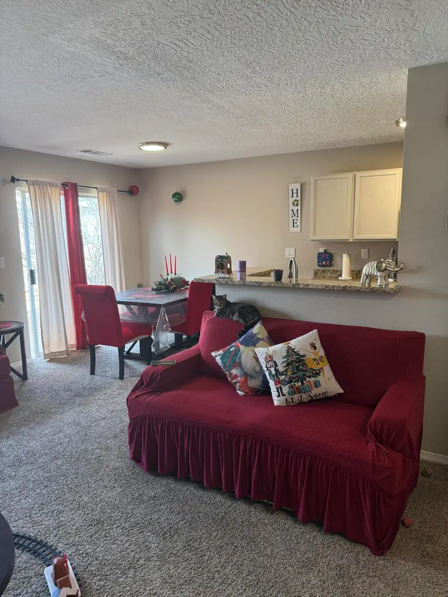 427 Bristlebrush Street Sw, Albuquerque, NM 87121 - #3