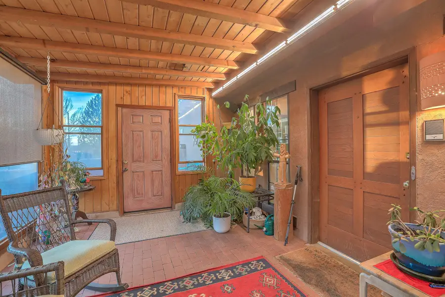 707 Walden Road, Corrales, NM 87048 - Image #2