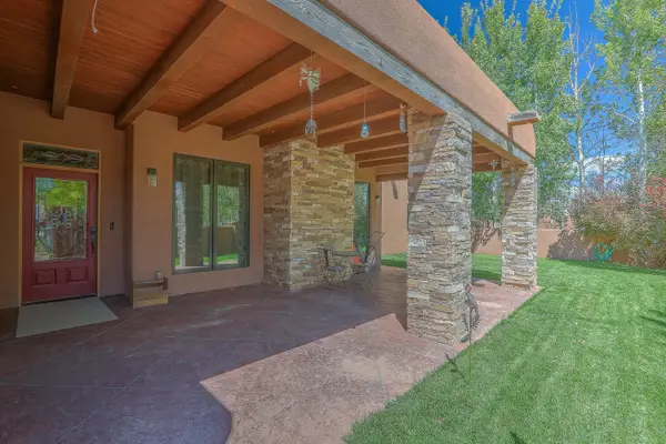 23 Senda Corvo, Santa Fe, NM 87507