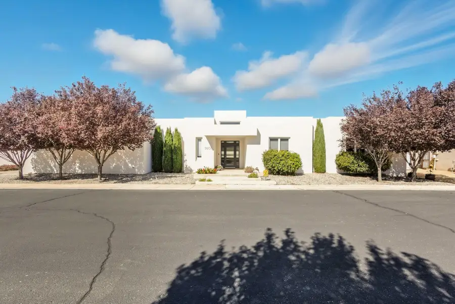 3605 Conrado Lane Nw, Albuquerque, NM 87107 - Image #2