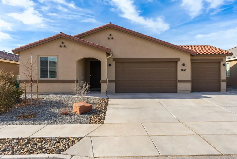 3233 Martuni Street Se, Rio Rancho, NM 87124 - Image #2