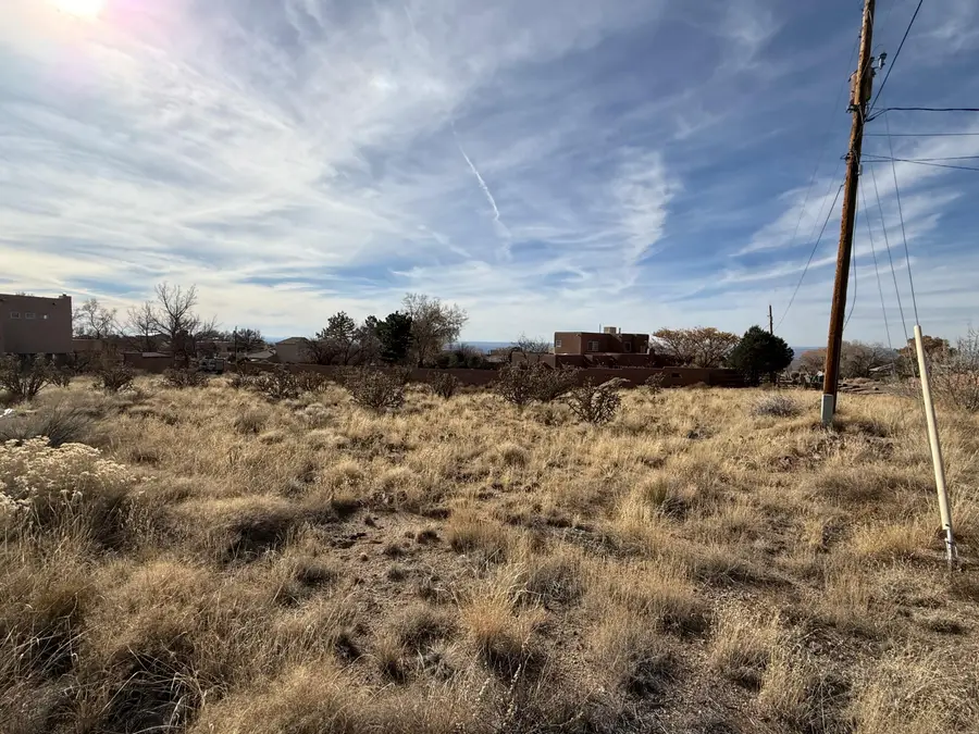 12520 Elena Drive Ne, Albuquerque, NM 87122 - Image #3