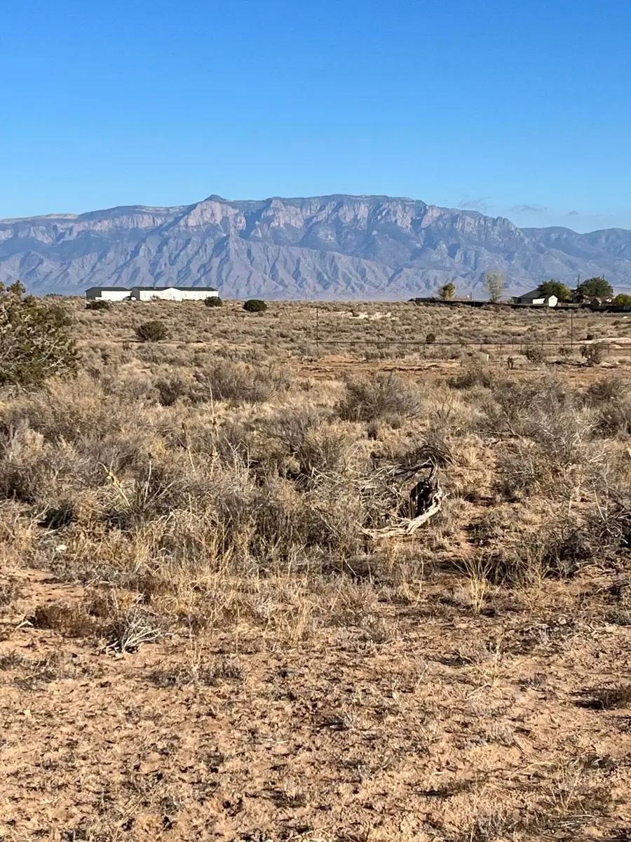 1112 Rock Road Ne, Rio Rancho, NM 87144 - Image #2