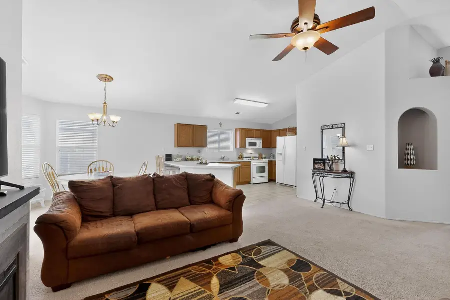 416 Whispering Meadows Drive Ne, Rio Rancho, NM 87144 - Image #3