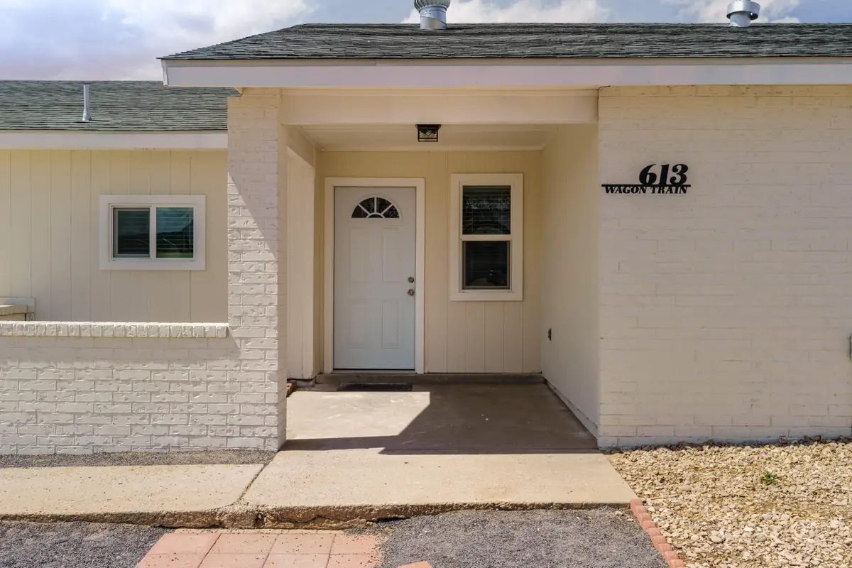 613 Wagon Train Drive Se, Rio Rancho, NM 87124 - #1