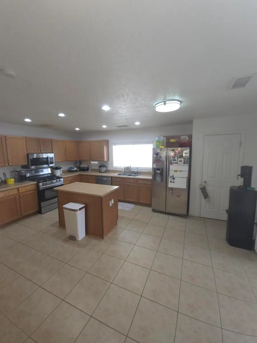 10804 Maness Lane Sw, Albuquerque, NM 87121 - Image #3