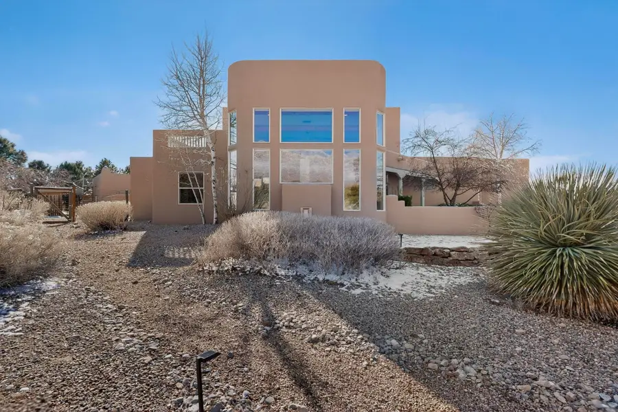 11510 Wilshire Avenue Ne, Albuquerque, NM 87122 - Image #2