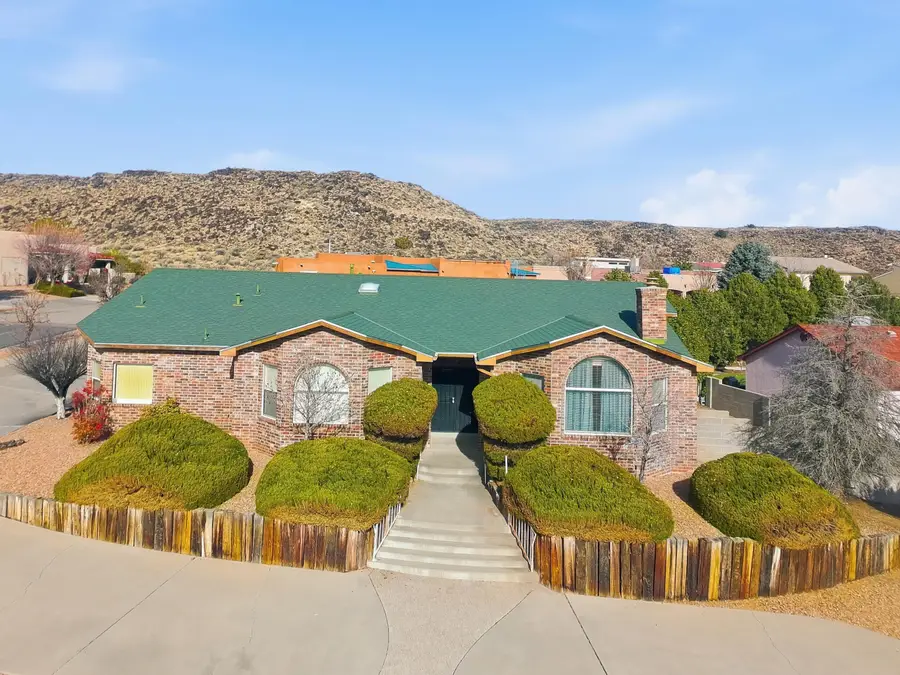 6021 Sonora Avenue Nw, Albuquerque, NM 87120 - Image #2