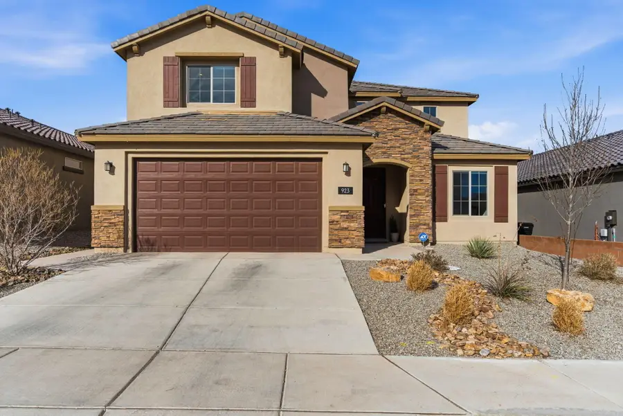 923 Zafiro Road Se, Rio Rancho, NM 87124 - Image #2