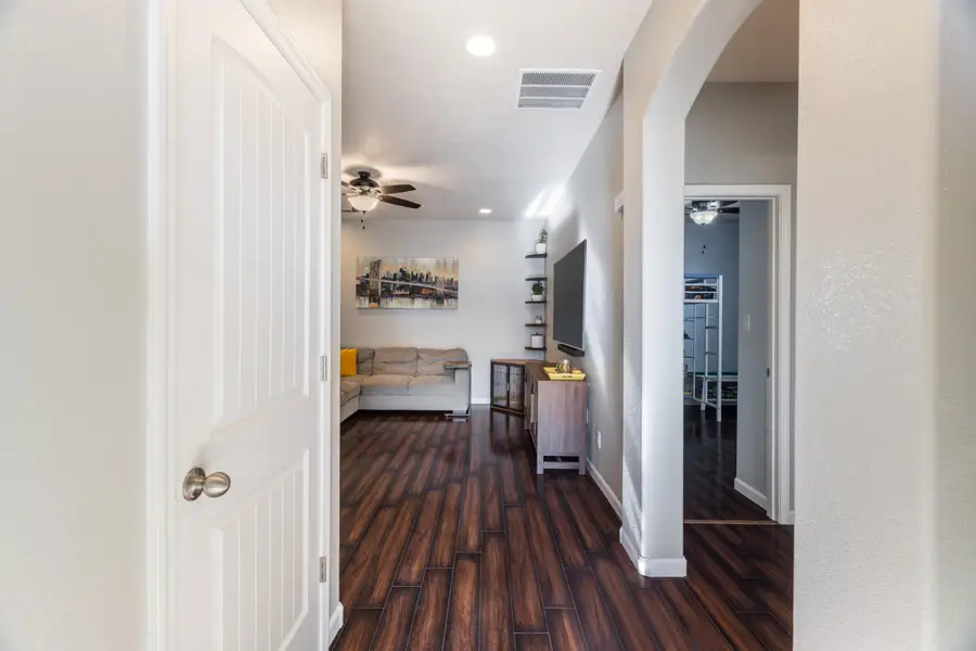 1105 Jacobs Drive Ne, Rio Rancho, NM 87144 - Image #3