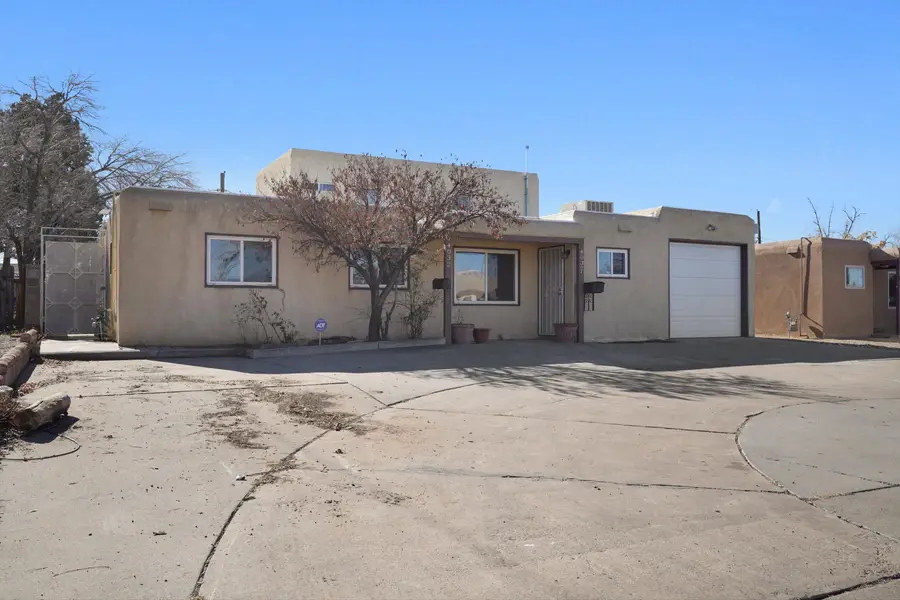 4032 Comanche Road Ne, Albuquerque, NM 87110 - Image #2