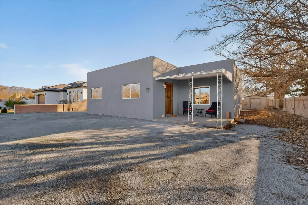 98 Rancho Pequenos Way Nw, Albuquerque, NM 87107 - Image #1