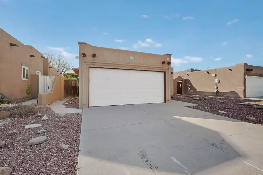 5209 Valentino Street Nw, Albuquerque, NM 87120 - Image #2