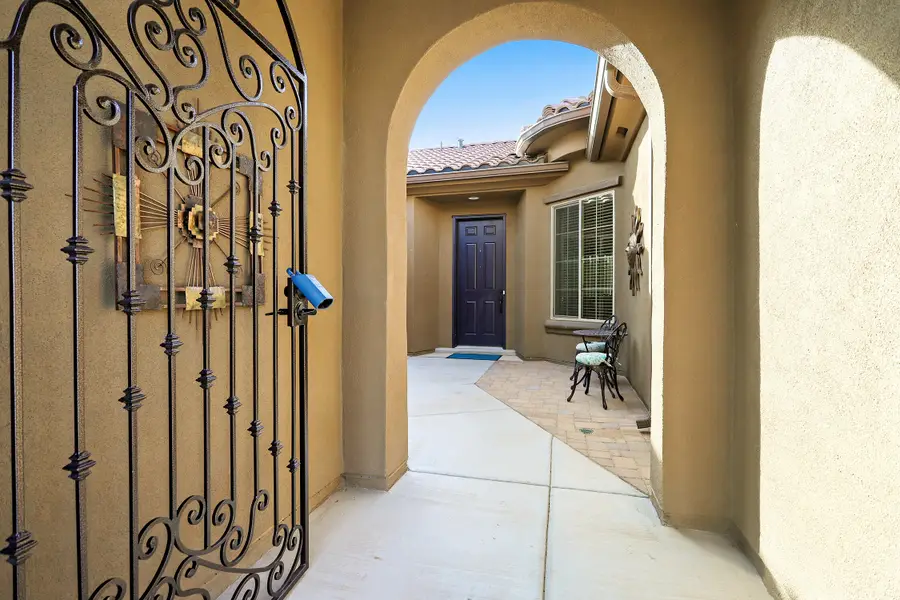 9224 Sugar Creek Lane Nw, Albuquerque, NM 87120 - Image #2