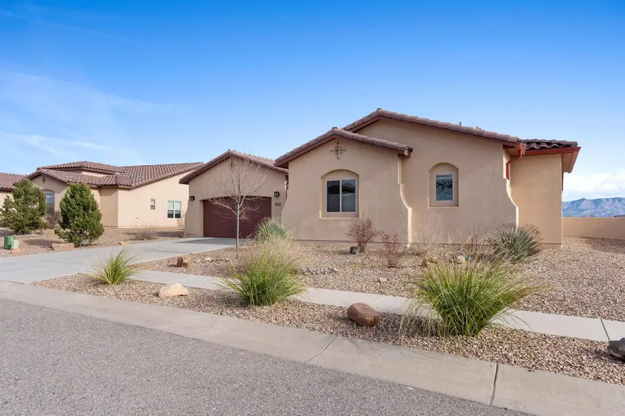 5513 Pikes Peak Loop Ne, Rio Rancho, NM 87144 - Image #2