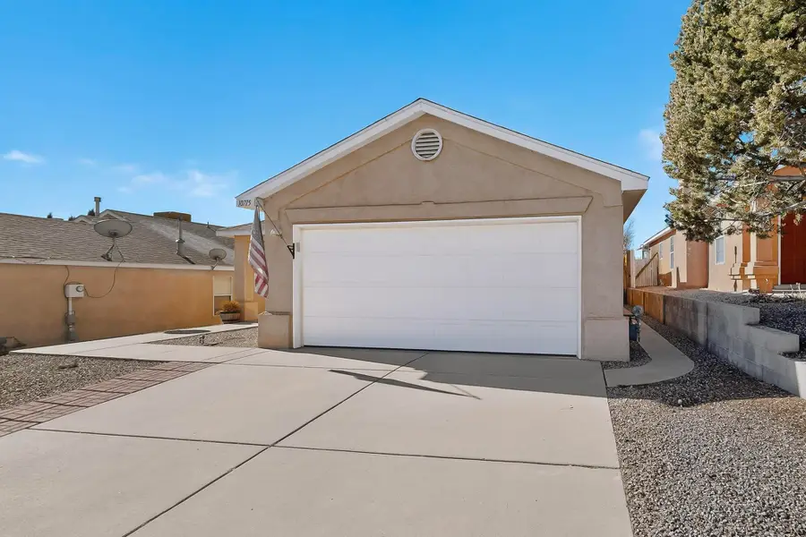 10715 Pinon Park Court Nw, Albuquerque, NM 87114 - Image #2
