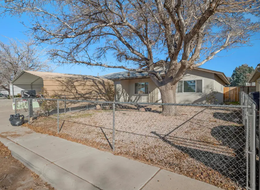 232 Shirley Street Ne, Albuquerque, NM 87123 - Image #2